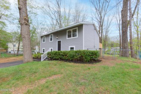 44 Trottingham Road Saratoga Springs NY 12866