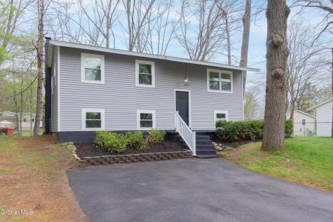 44 Trottingham Road Saratoga Springs NY 12866
