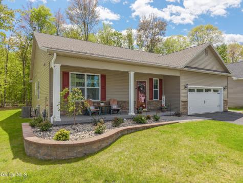 17 Appleton Street Ballston Lake NY 12019
