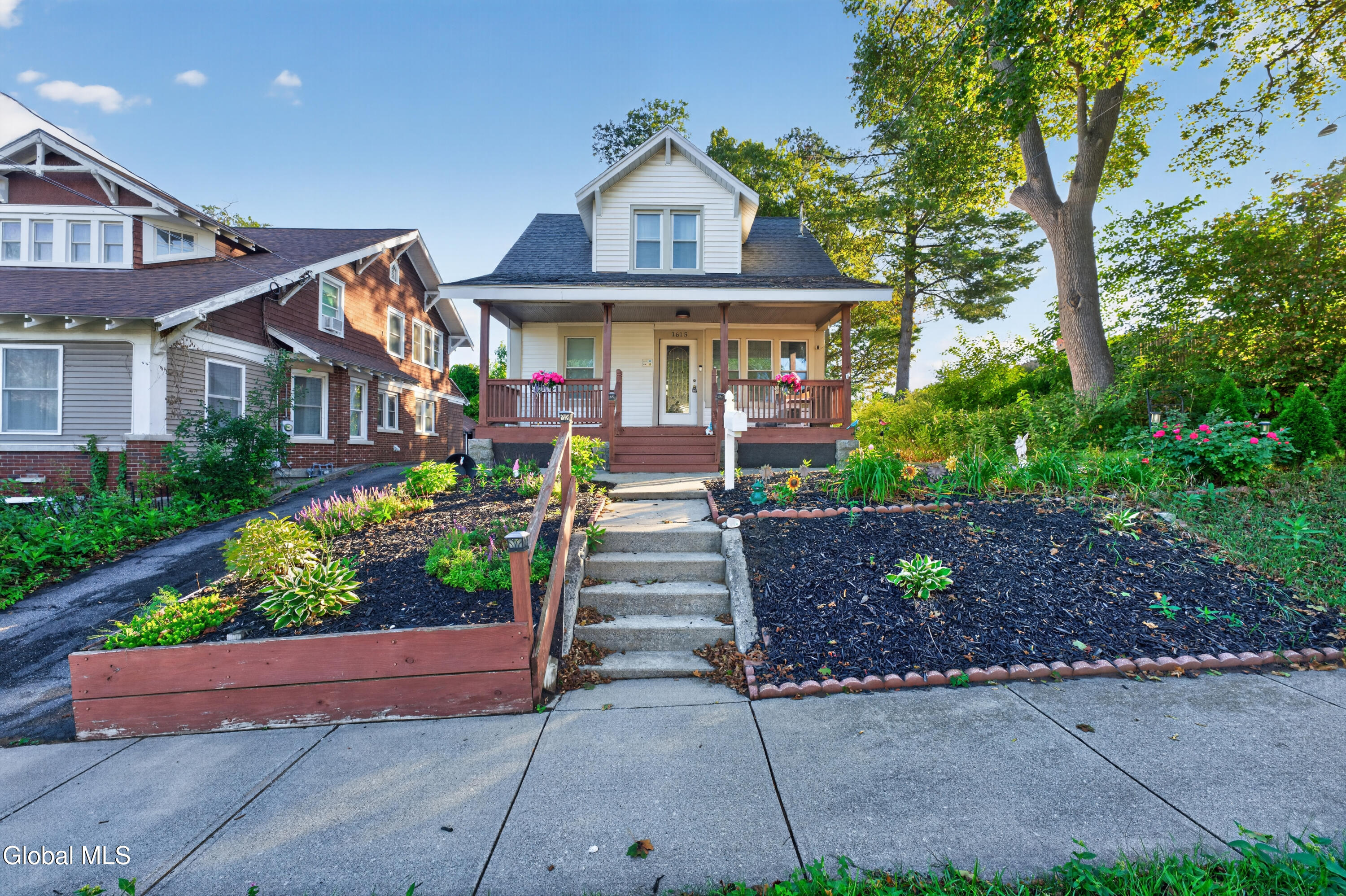1615 Bradley Street Schenectady NY 12304