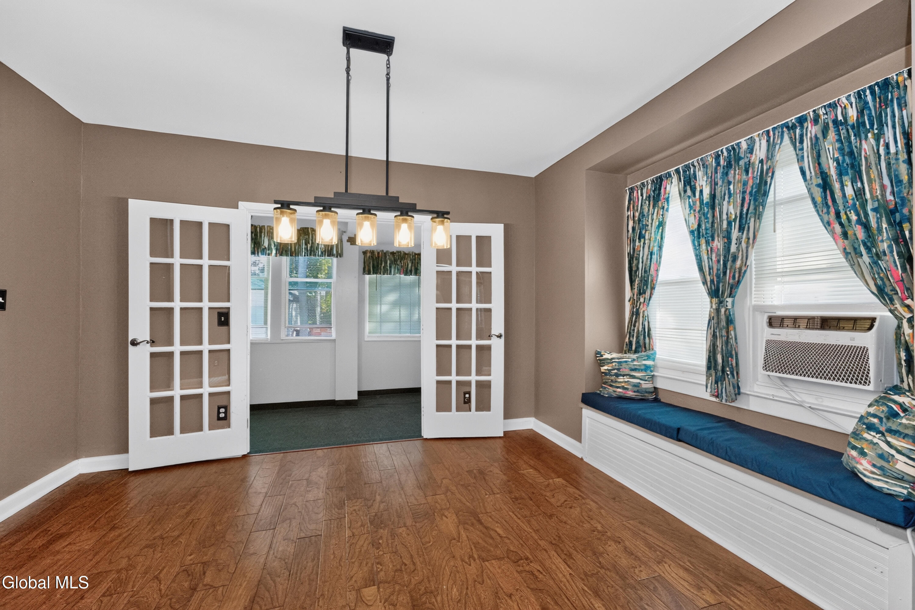 1615 Bradley Street Schenectady NY 12304