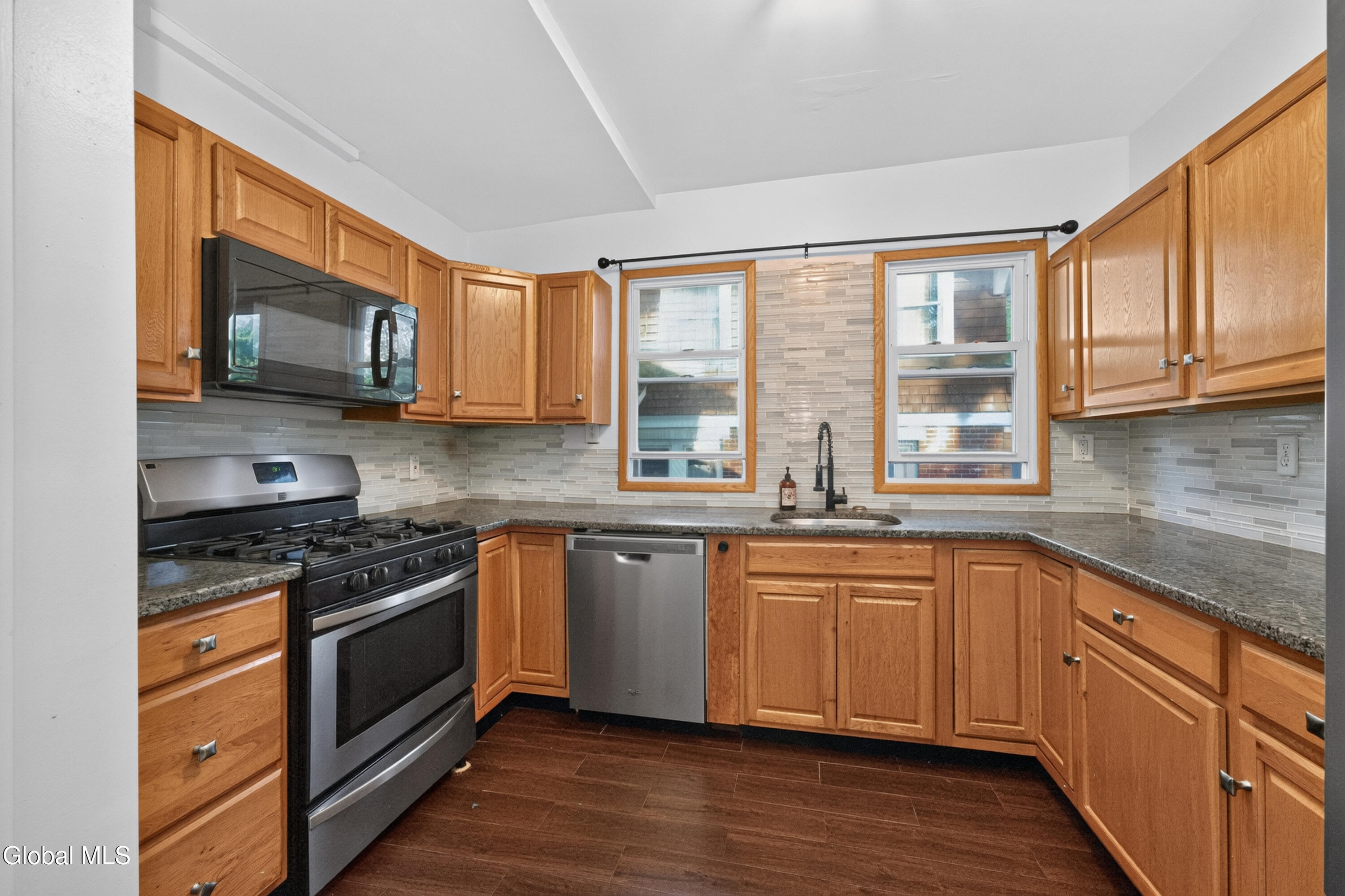1615 Bradley Street Schenectady NY 12304