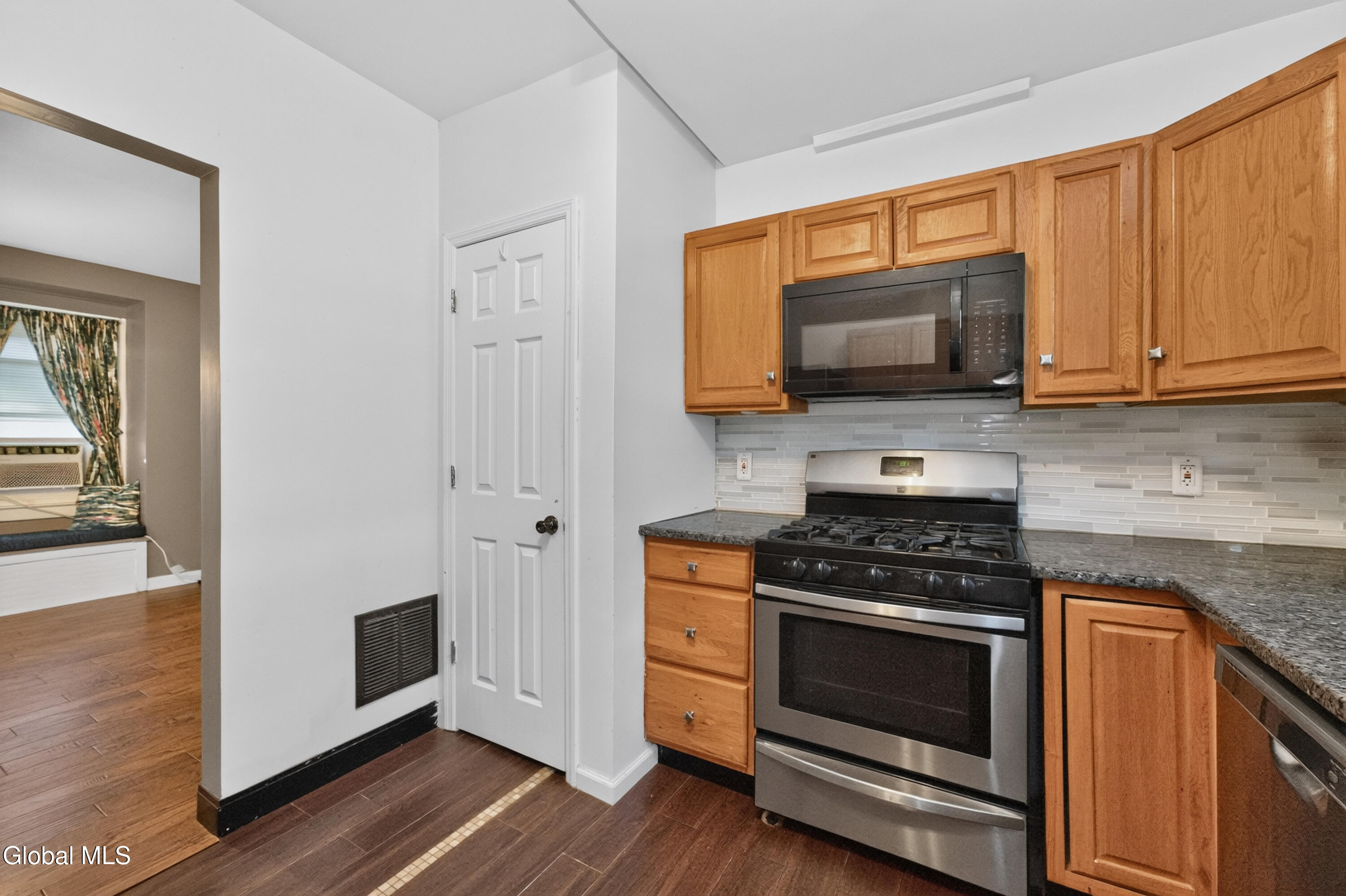 1615 Bradley Street Schenectady NY 12304