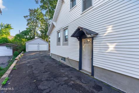 1615 Bradley Street Schenectady NY 12304