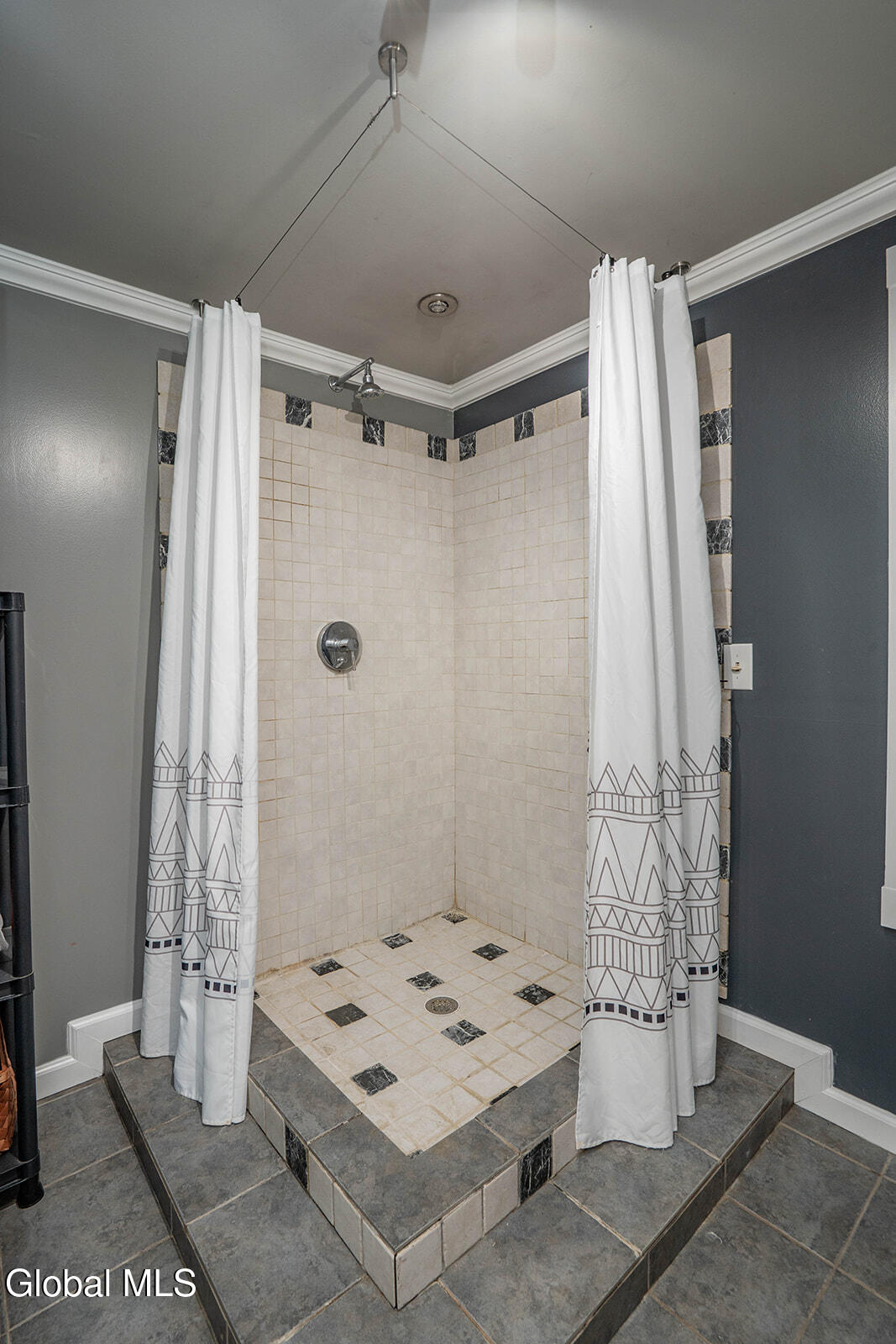 4 Ford Avenue Cambridge NY 12816