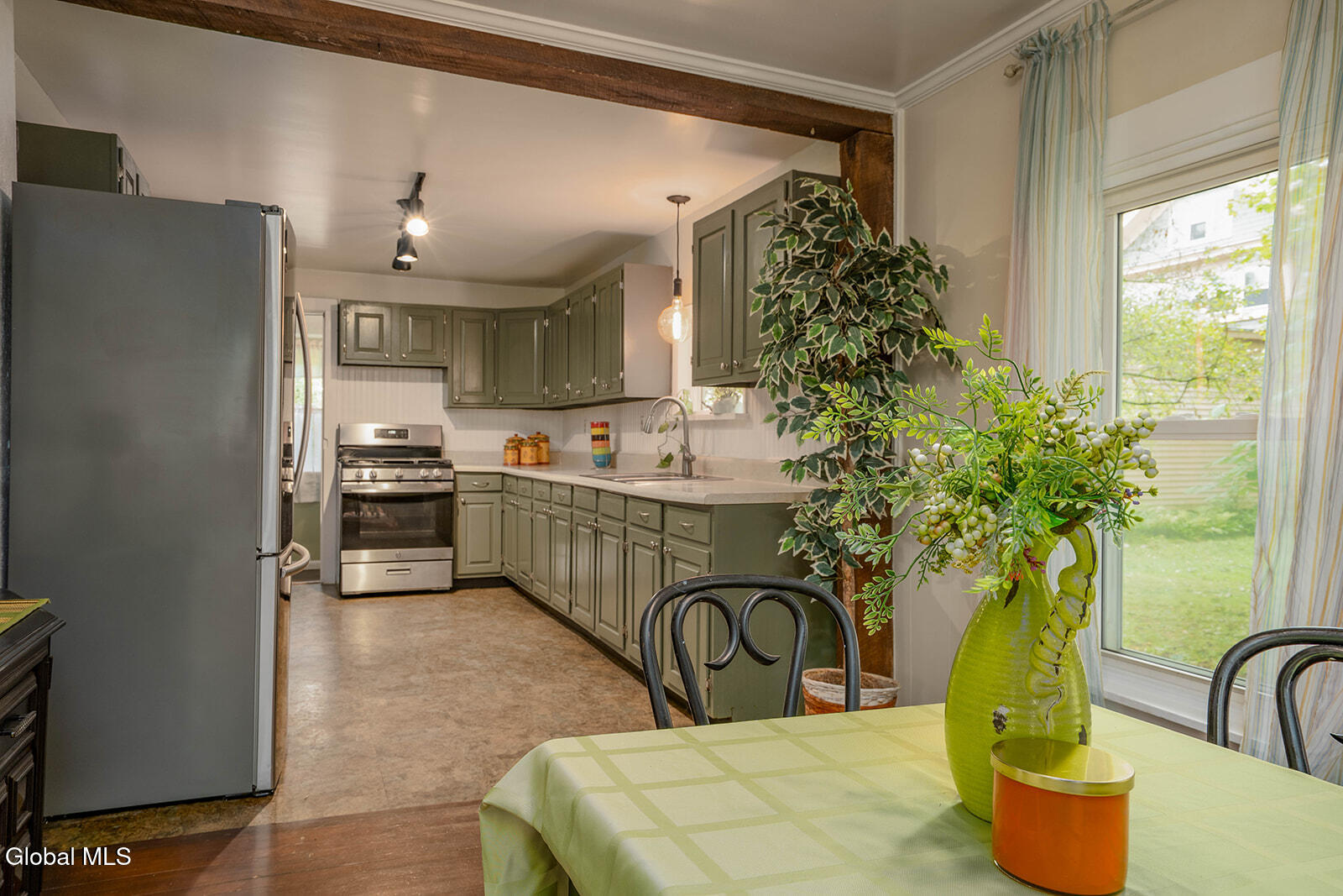 4 Ford Avenue Cambridge NY 12816