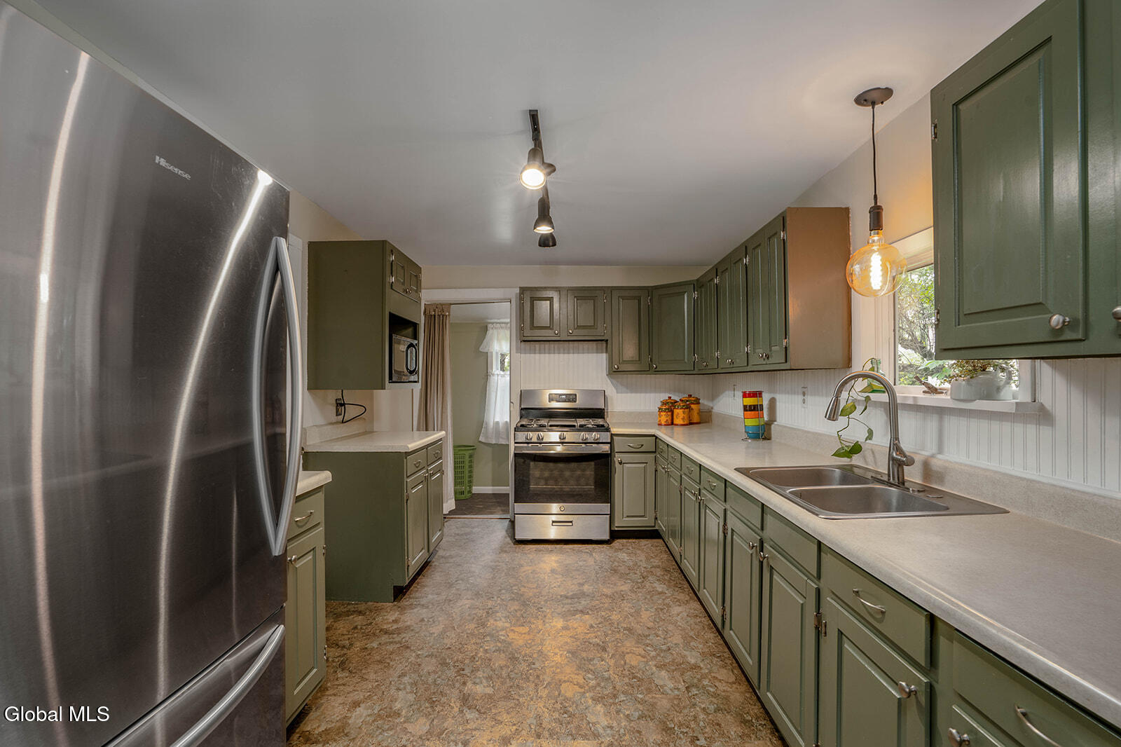 4 Ford Avenue Cambridge NY 12816