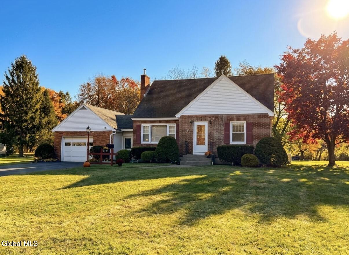 13 Droms Rd Extension Glenville NY 12302
