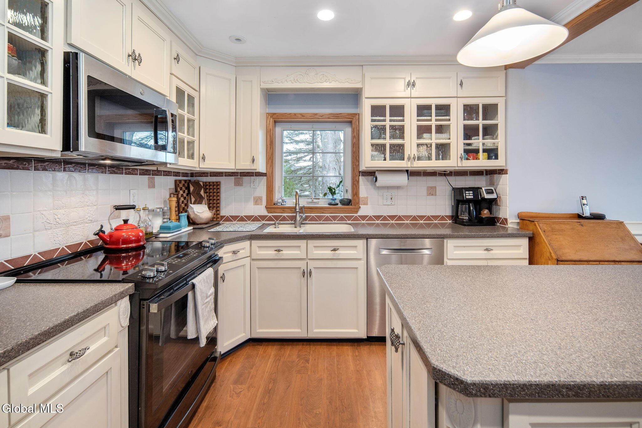 3009 Sunset Lane Schenectady NY 12303