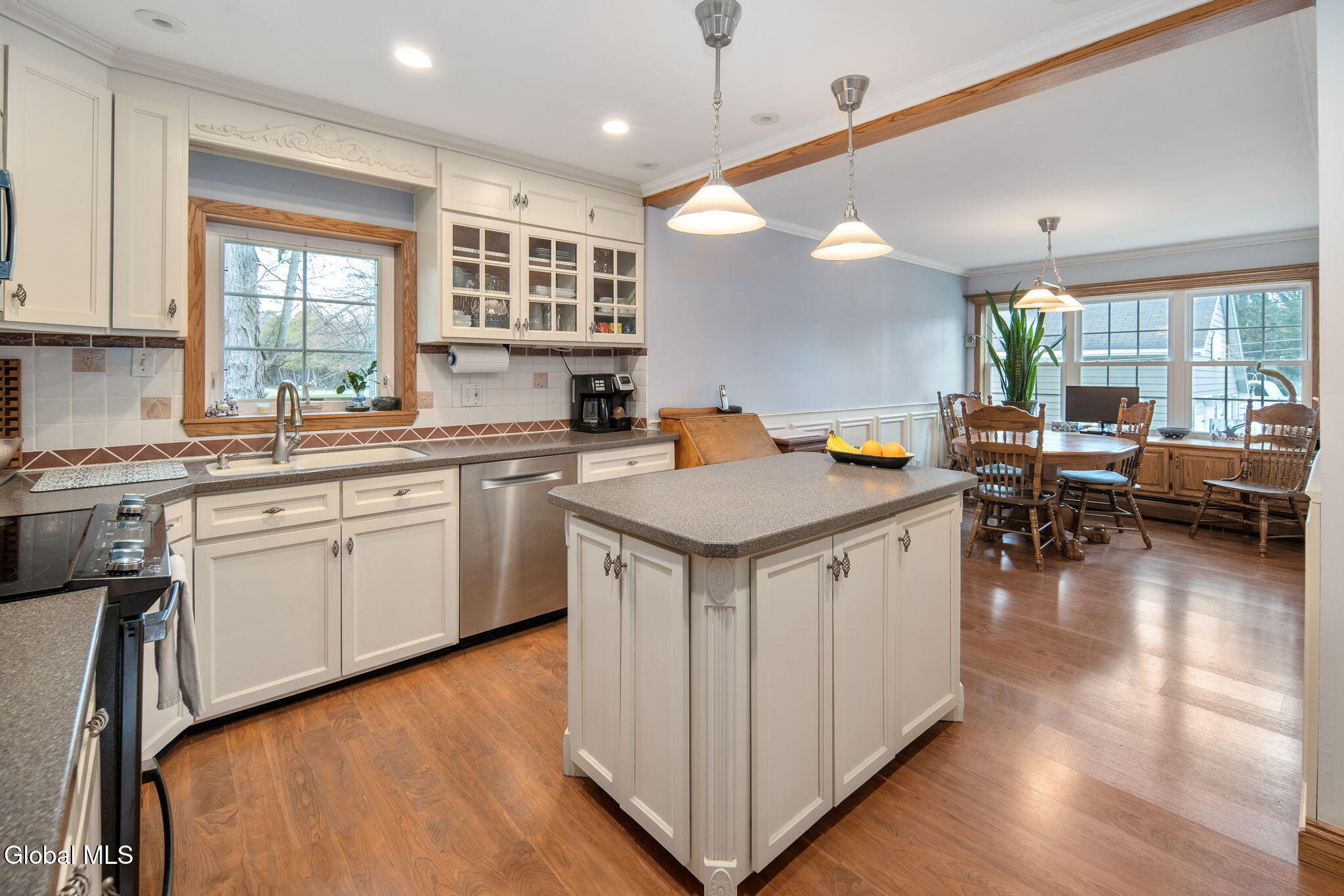 3009 Sunset Lane Schenectady NY 12303