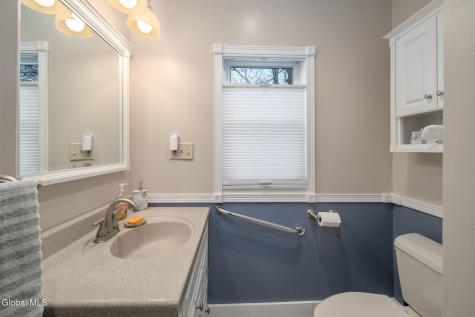 3009 Sunset Lane Schenectady NY 12303