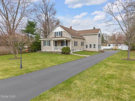 3009 Sunset Lane Schenectady NY 12303