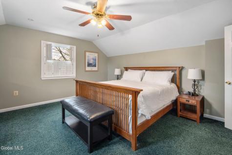 3009 Sunset Lane Schenectady NY 12303