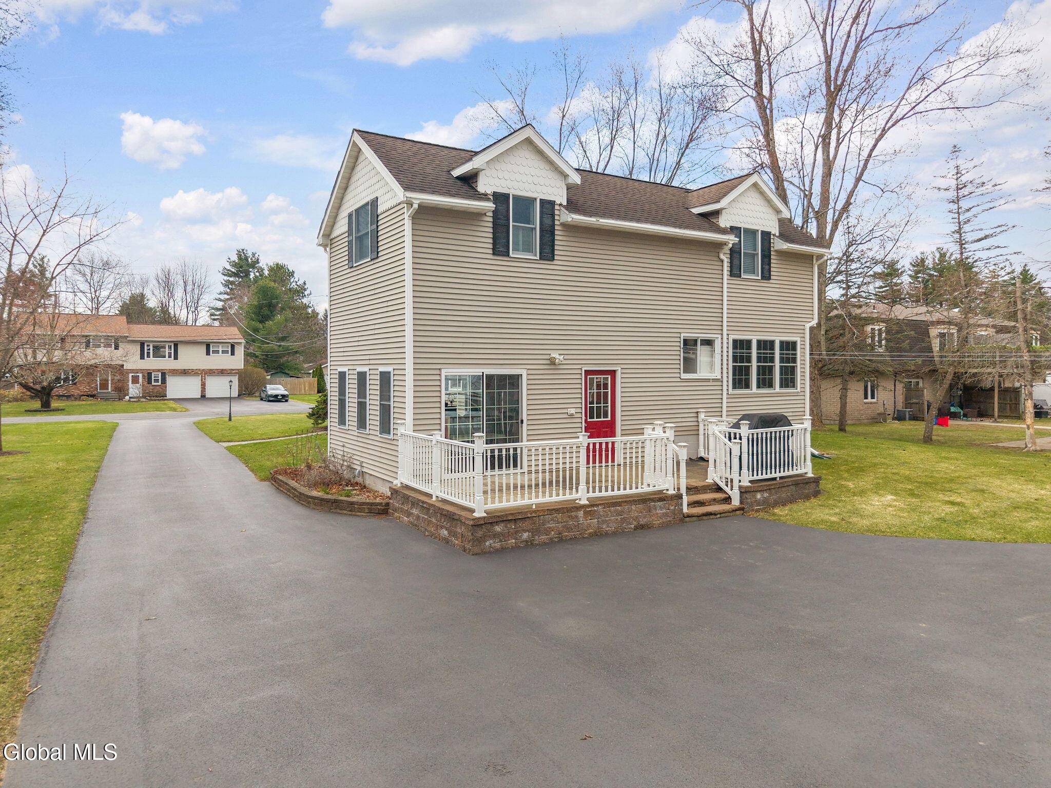 3009 Sunset Lane Schenectady NY 12303