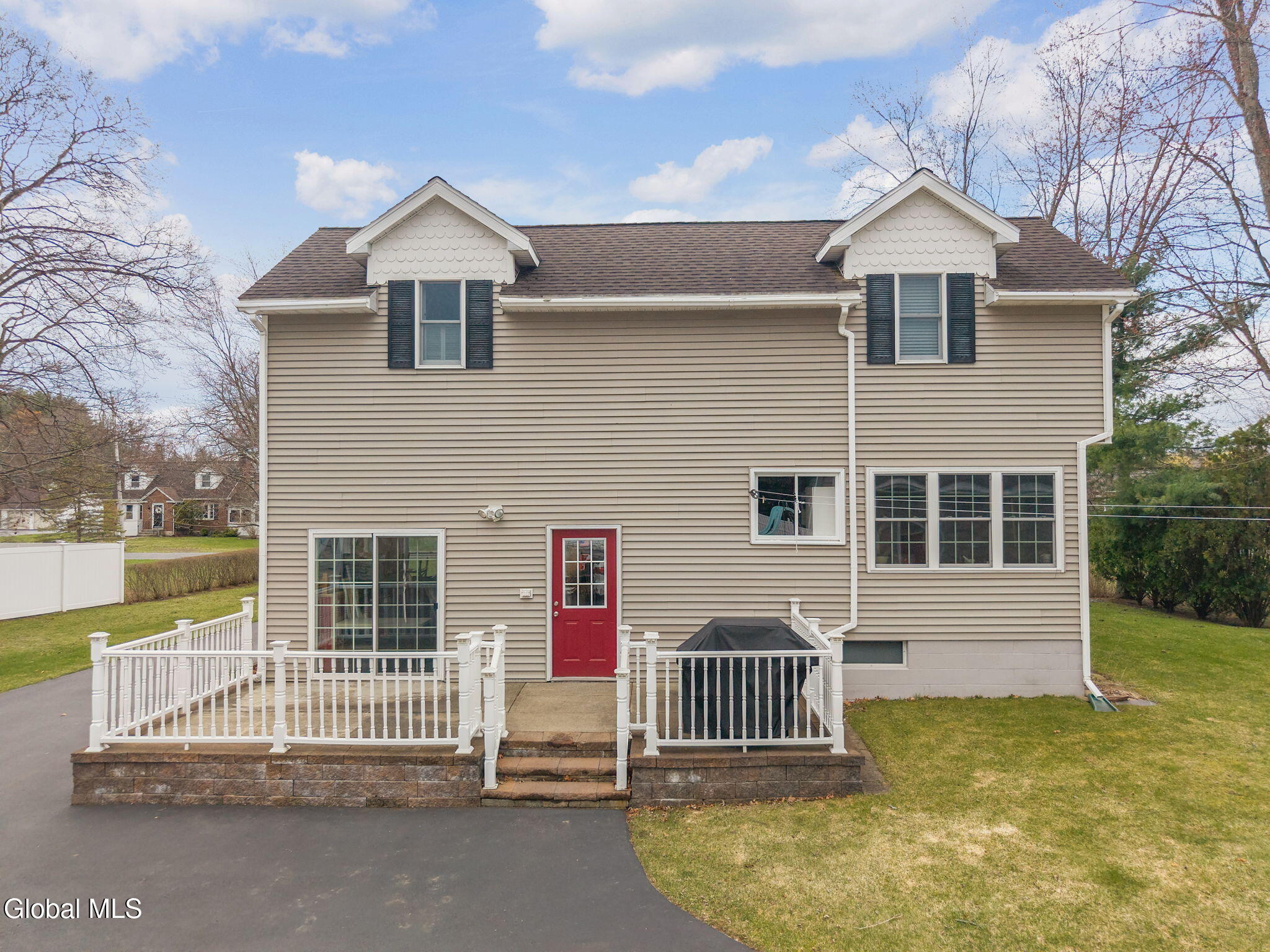 3009 Sunset Lane Schenectady NY 12303