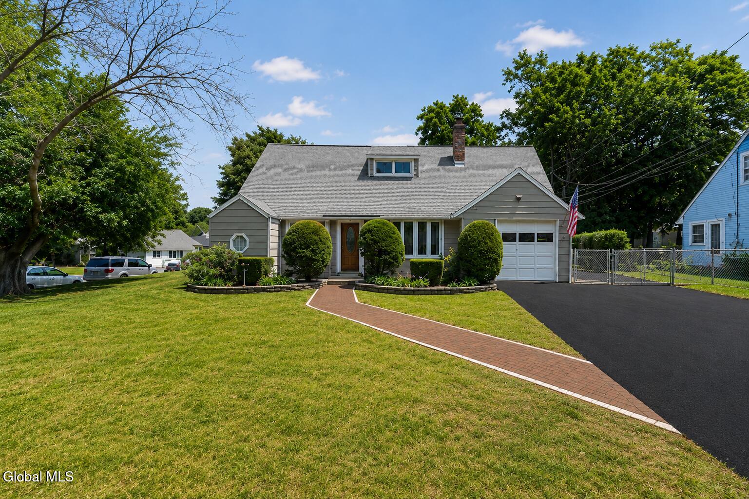 5 Knob Hill Colonie NY 12211