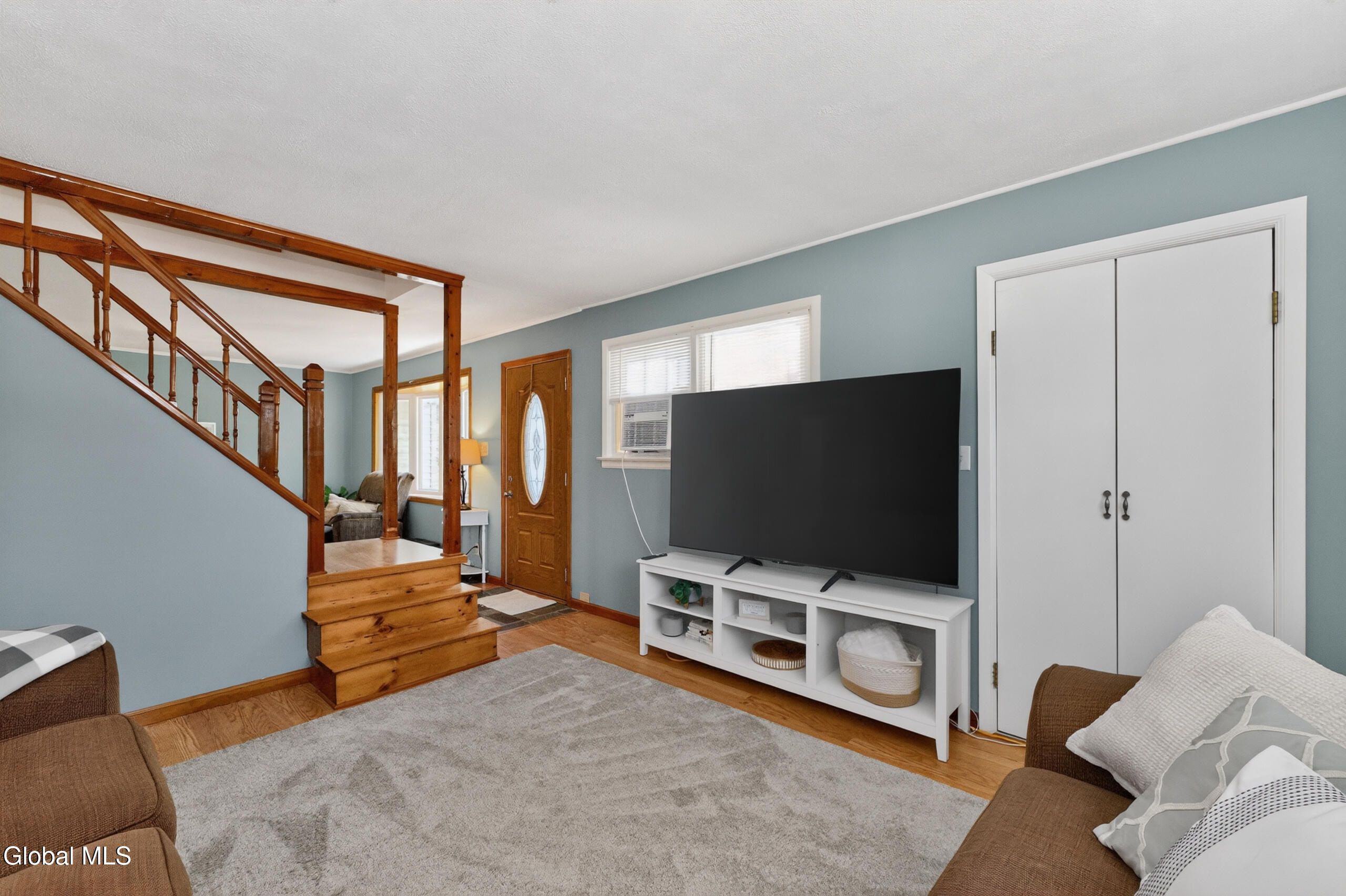 5 Knob Hill Colonie NY 12211