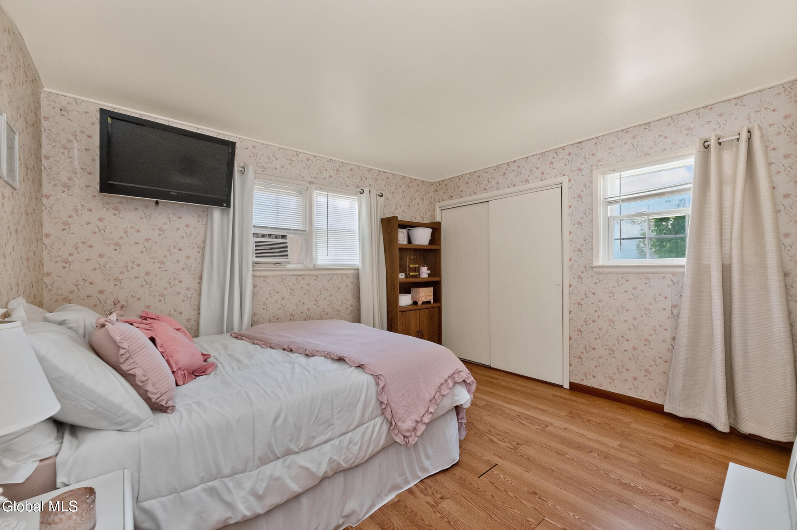 5 Knob Hill Colonie NY 12211
