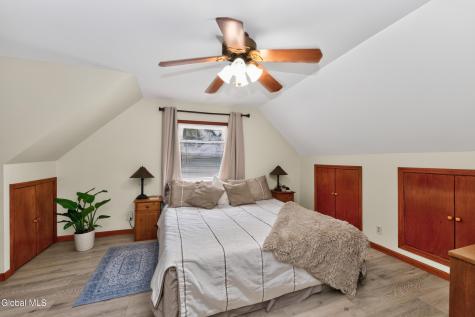 5 Knob Hill Colonie NY 12211