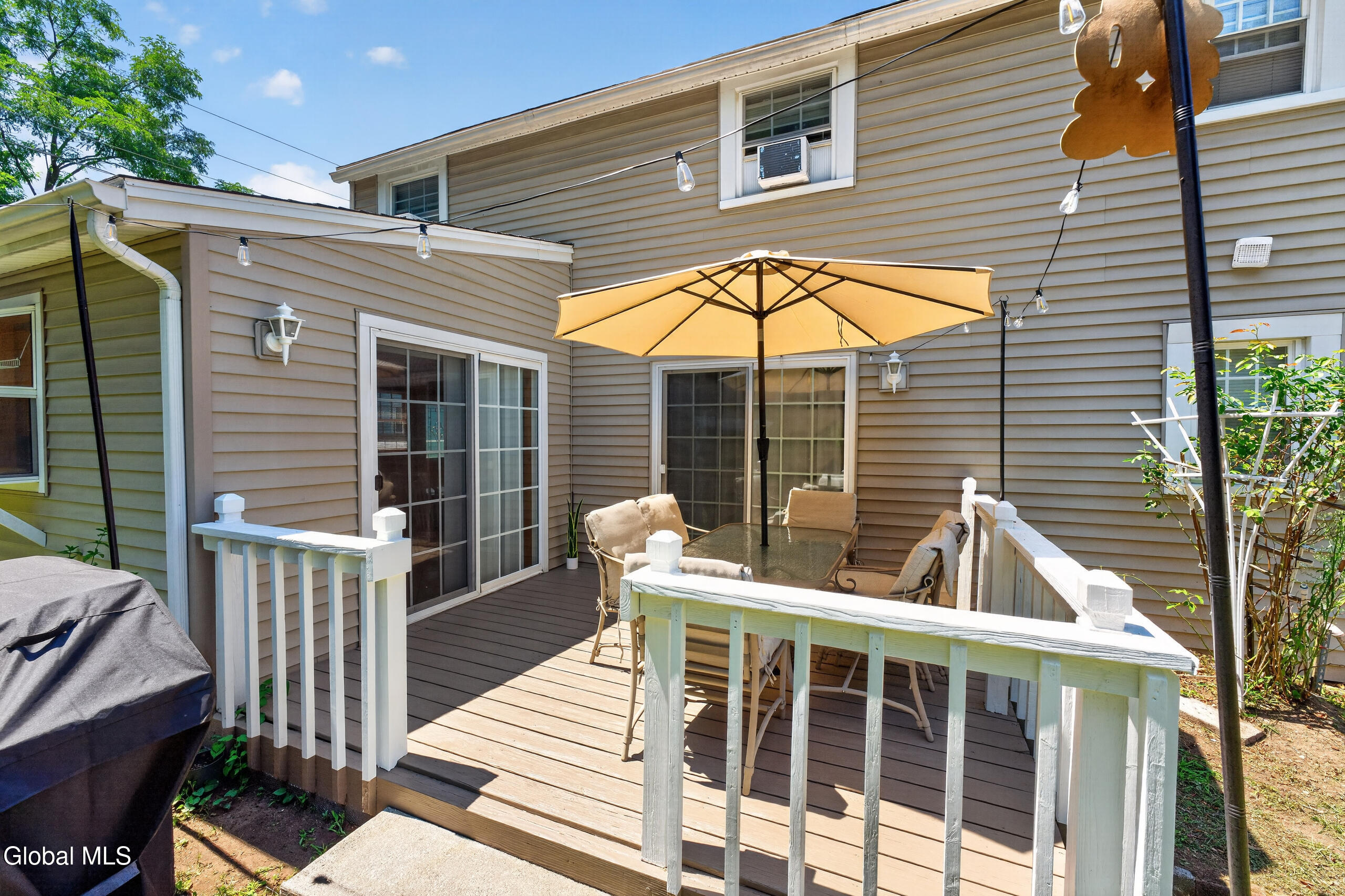 5 Knob Hill Colonie NY 12211