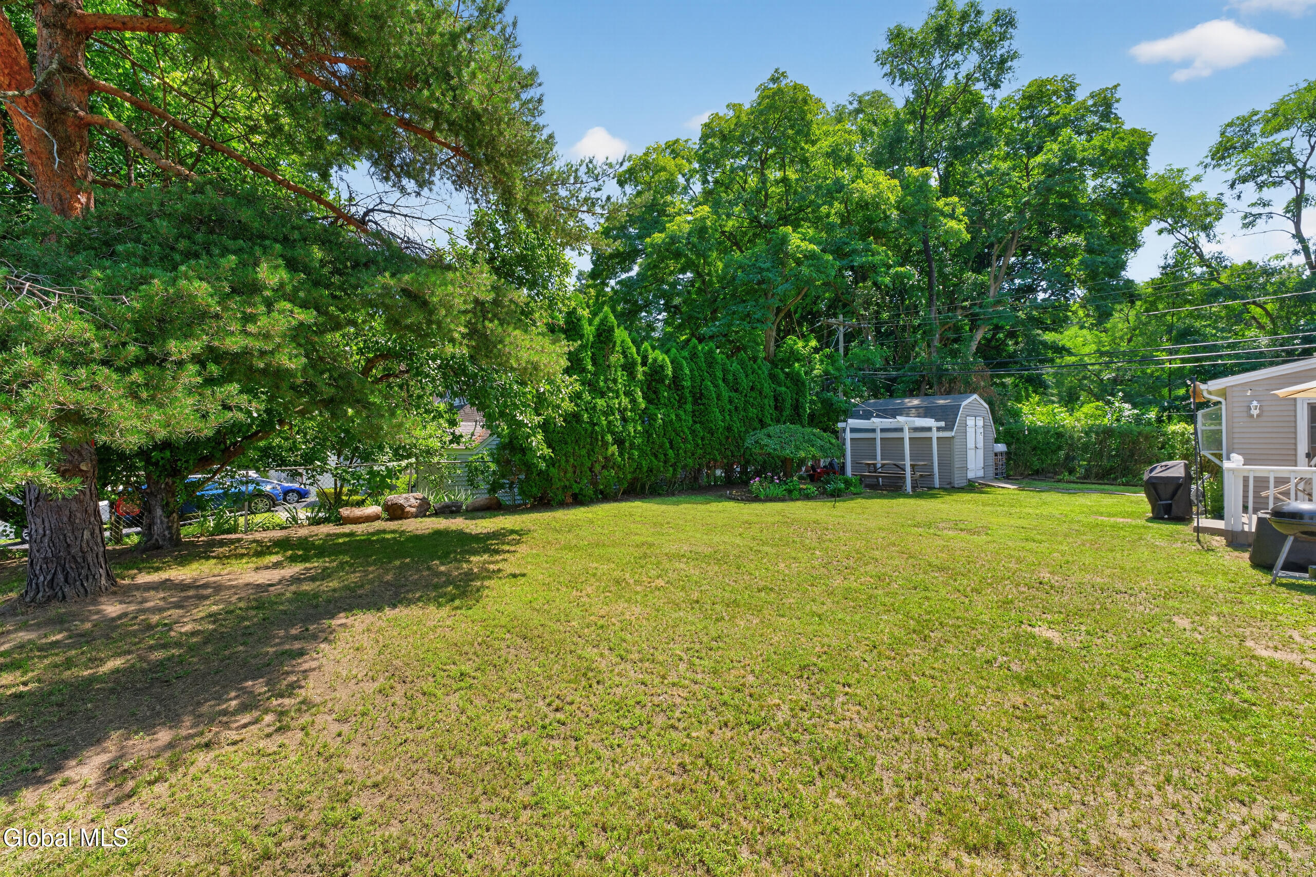 5 Knob Hill Colonie NY 12211