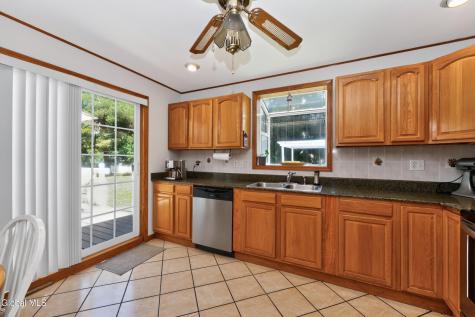 5 Knob Hill Colonie NY 12211