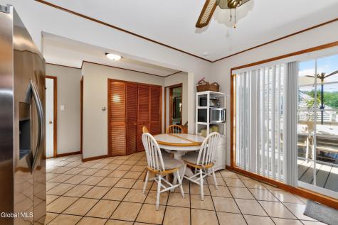 5 Knob Hill Colonie NY 12211