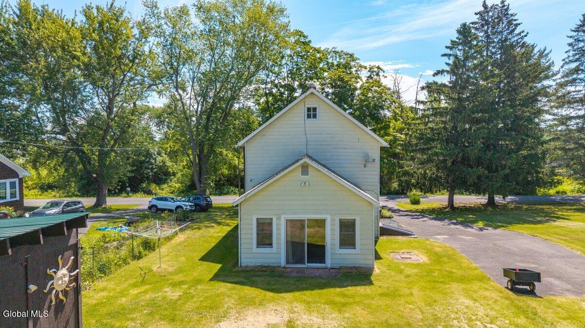67 Hilton Road Slingerlands NY 12159