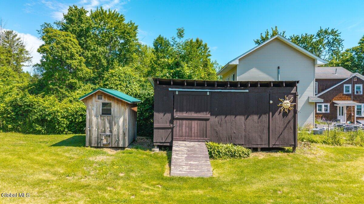 67 Hilton Road Slingerlands NY 12159