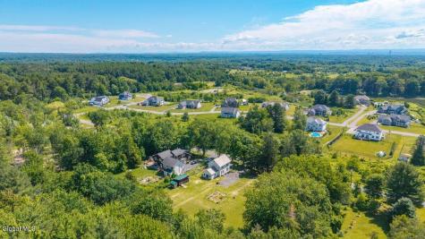 67 Hilton Road Slingerlands NY 12159