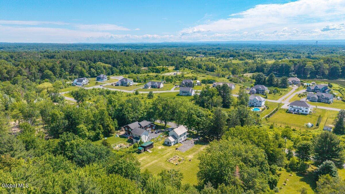 67 Hilton Road Slingerlands NY 12159