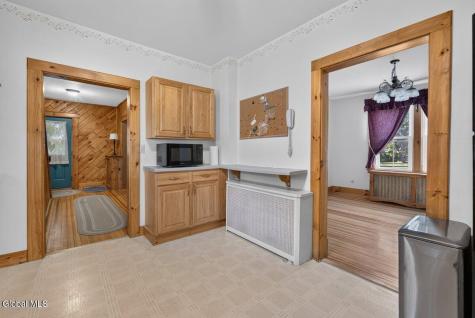 67 Hilton Road Slingerlands NY 12159