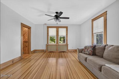 67 Hilton Road Slingerlands NY 12159