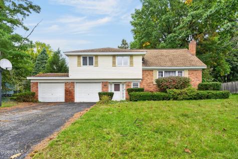 28 Rosemere Road Ballston Lake NY 12019