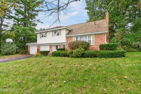 28 Rosemere Road Ballston Lake NY 12019