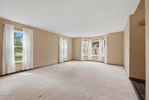 225 Walnut Lane Slingerlands NY 12159