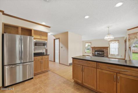 225 Walnut Lane Slingerlands NY 12159