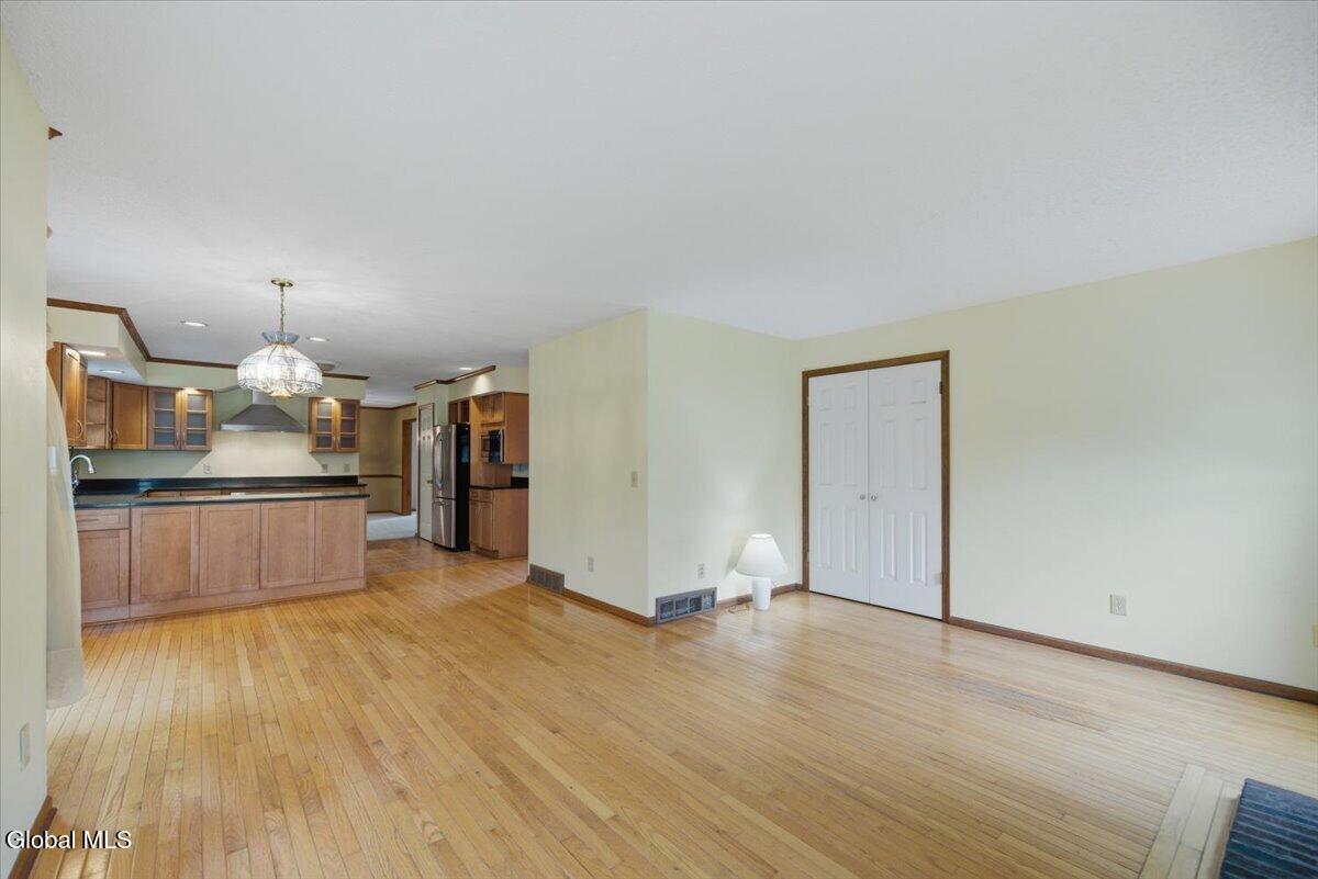 225 Walnut Lane Slingerlands NY 12159
