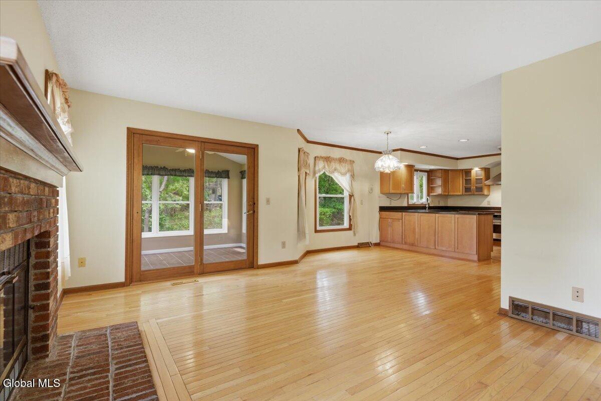 225 Walnut Lane Slingerlands NY 12159