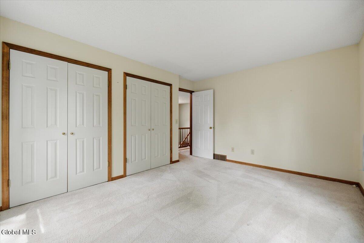 225 Walnut Lane Slingerlands NY 12159