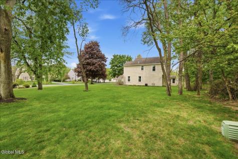 225 Walnut Lane Slingerlands NY 12159