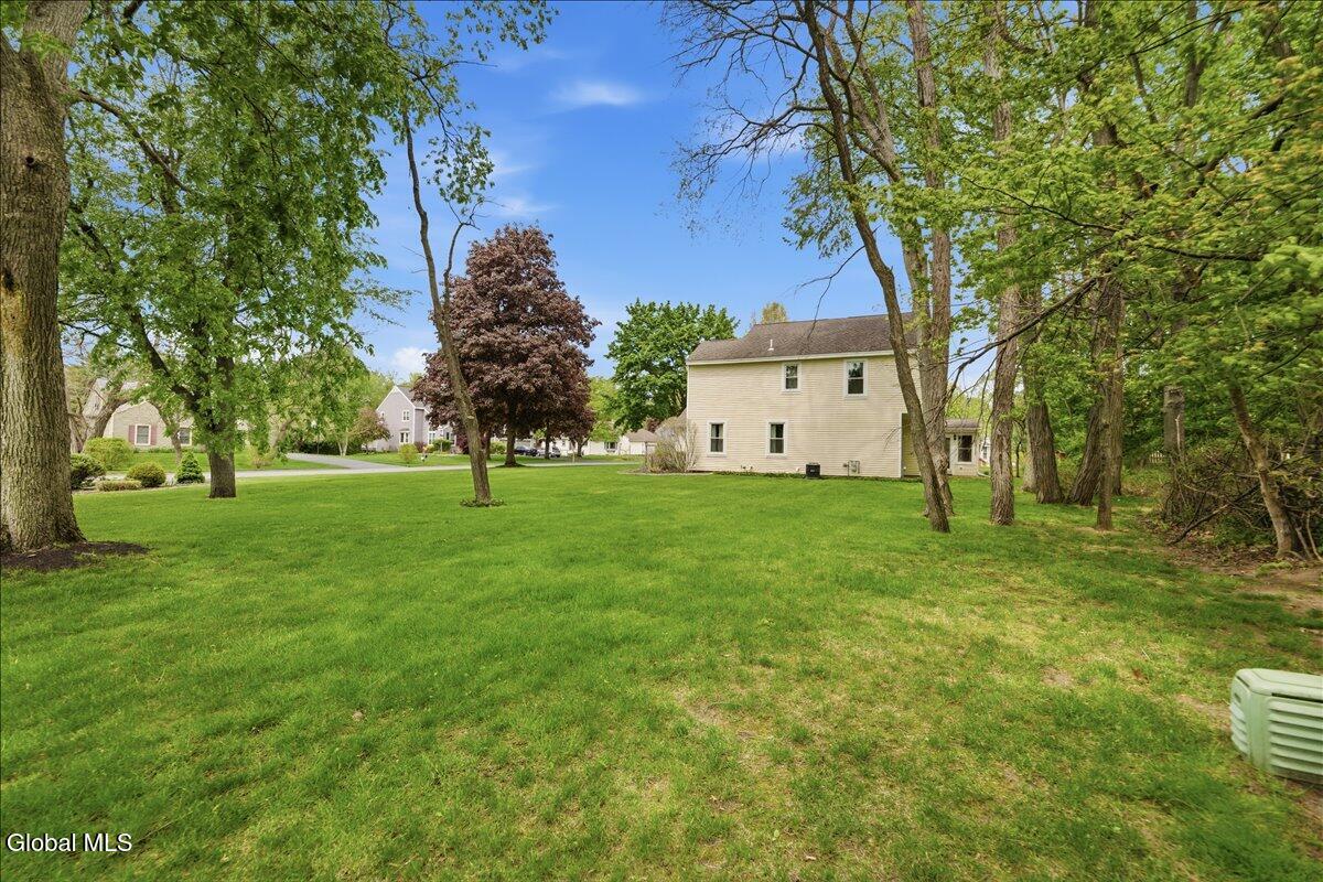 225 Walnut Lane Slingerlands NY 12159