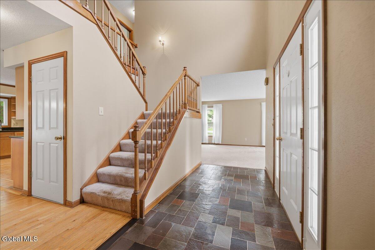 225 Walnut Lane Slingerlands NY 12159