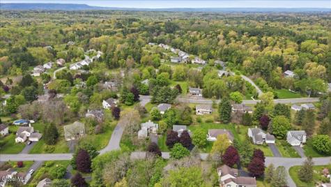 225 Walnut Lane Slingerlands NY 12159