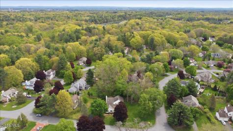 225 Walnut Lane Slingerlands NY 12159