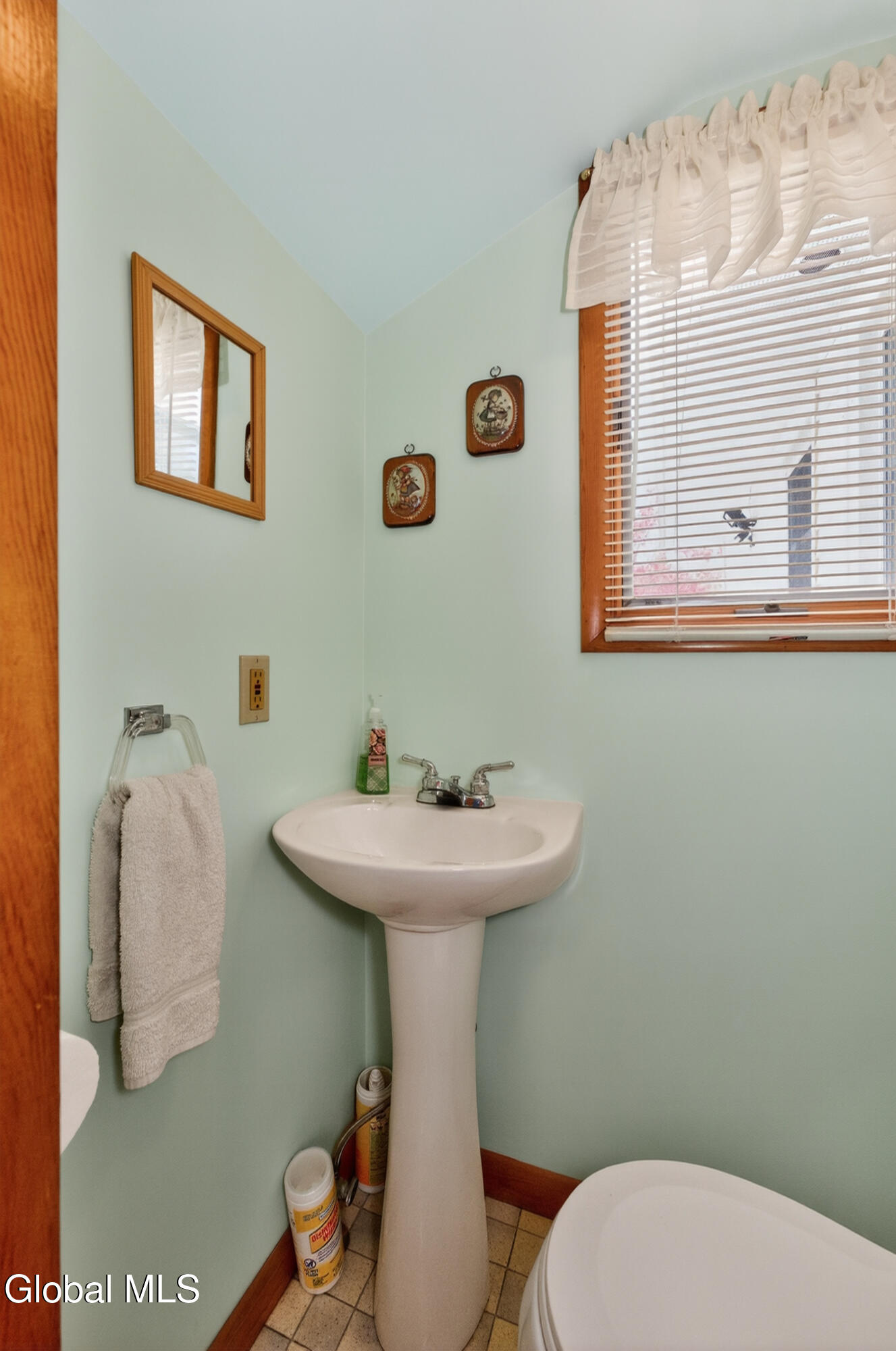 12 Alva Drive Latham NY 12110