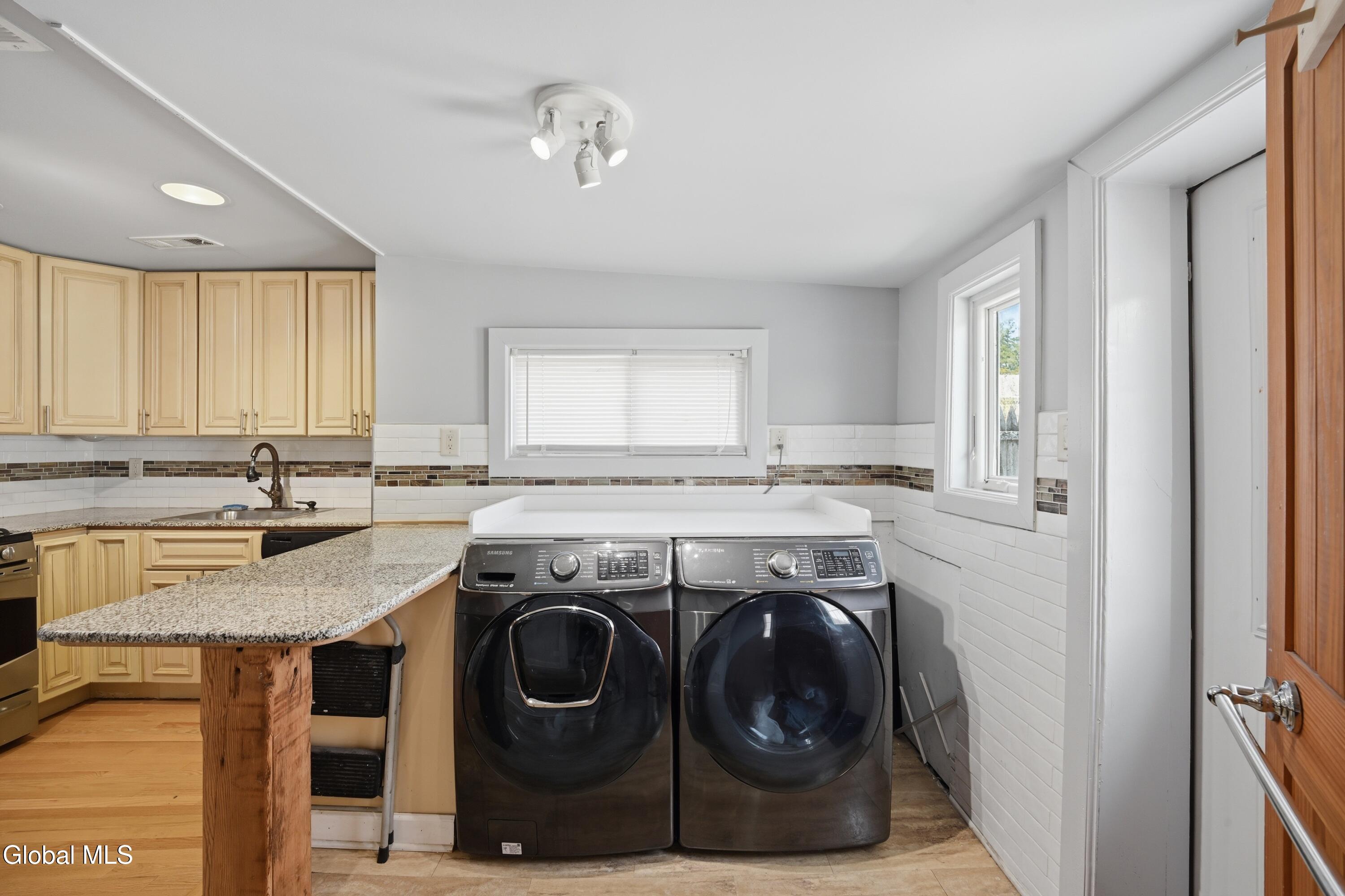 43 Virginia Avenue Albany NY 12205