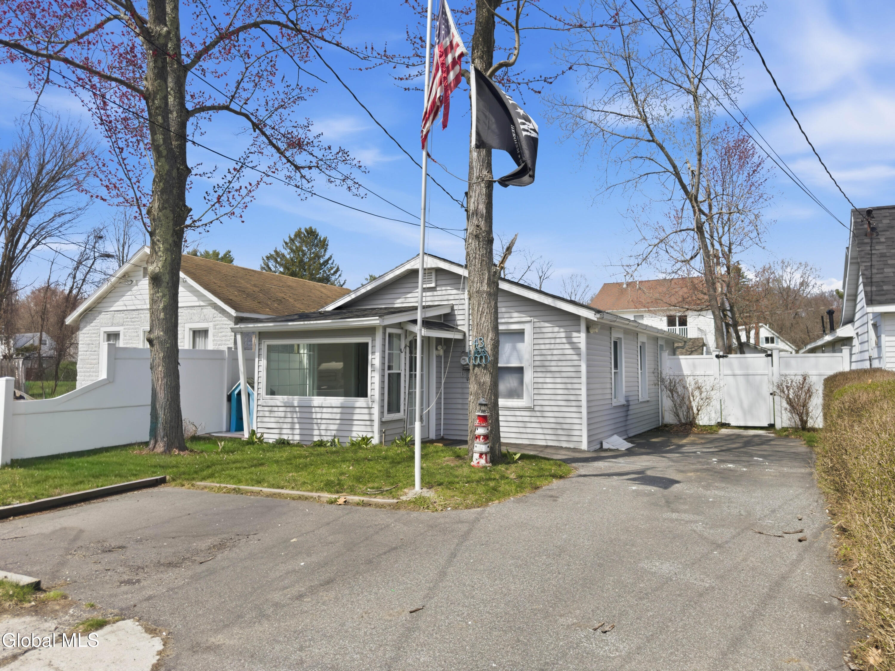 43 Virginia Avenue Albany NY 12205