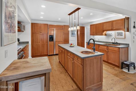 3 Locust Lane Loudonville NY 12211