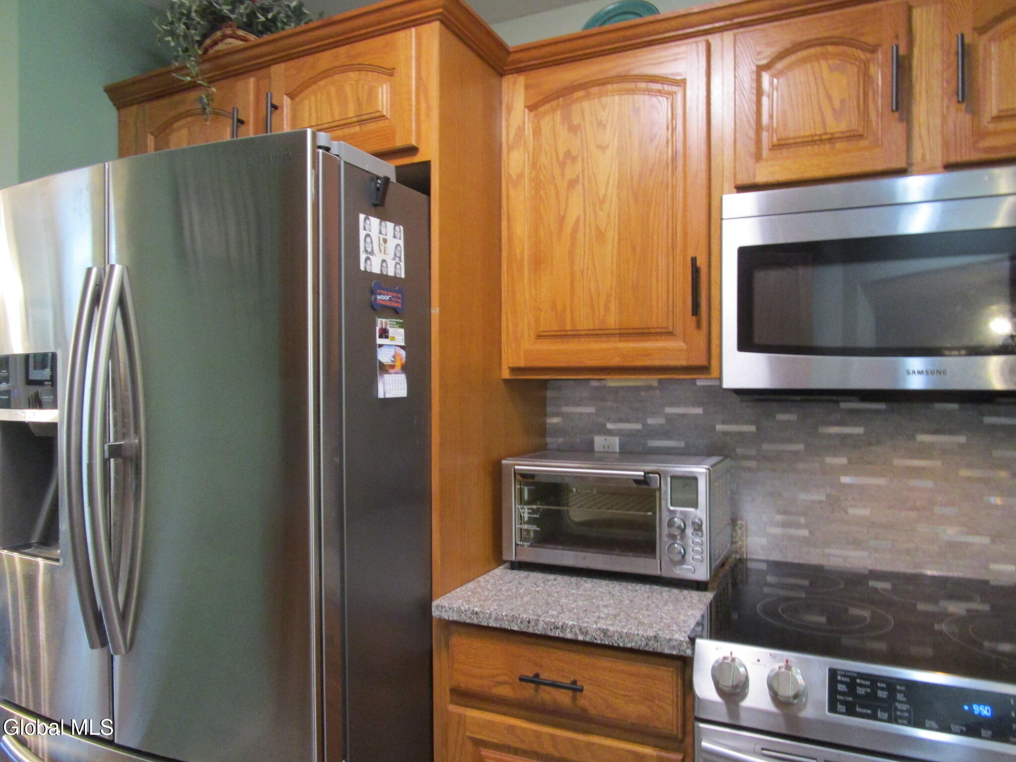 1122 Dianne Court Schenectady NY 12303